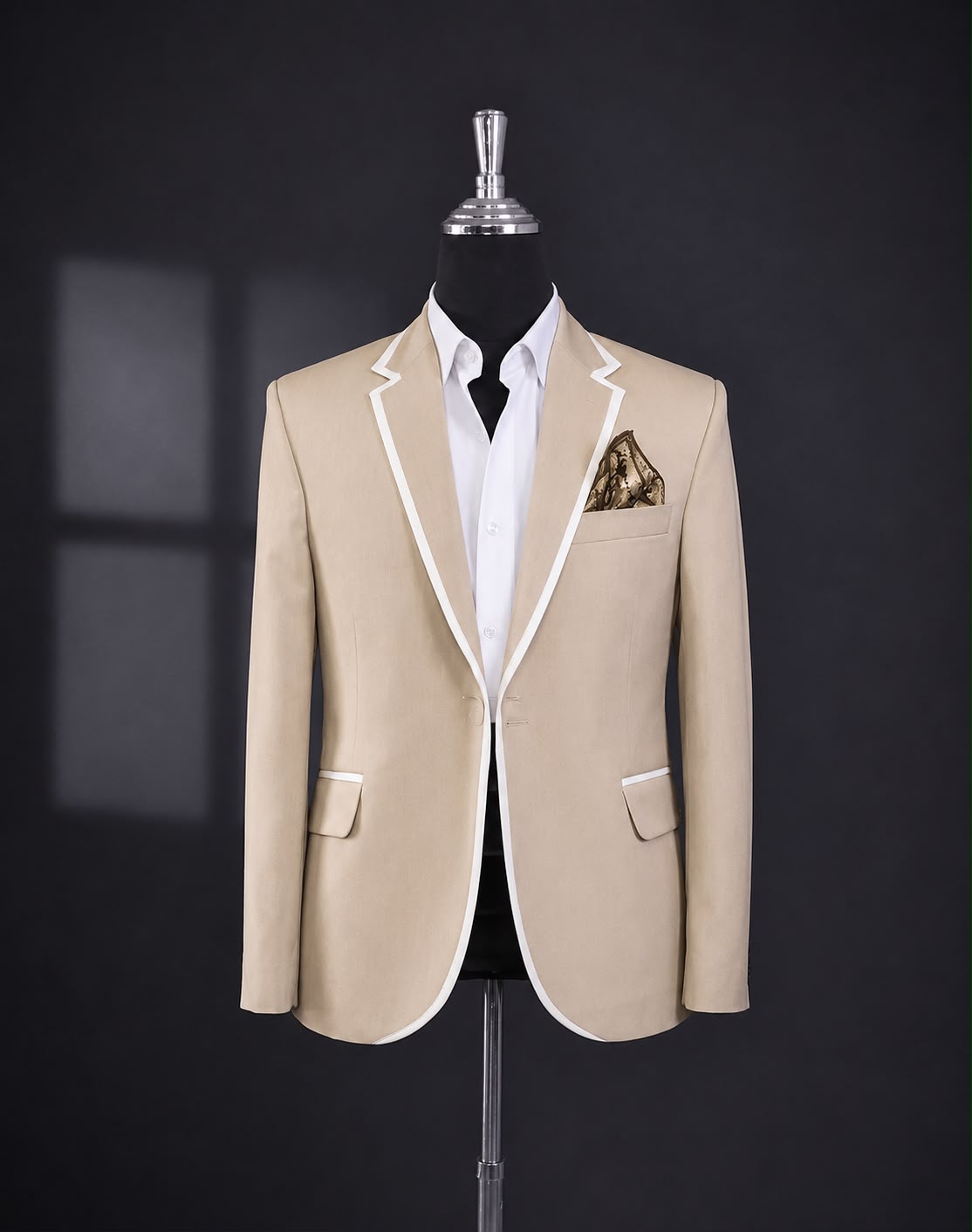 Single breasted suit