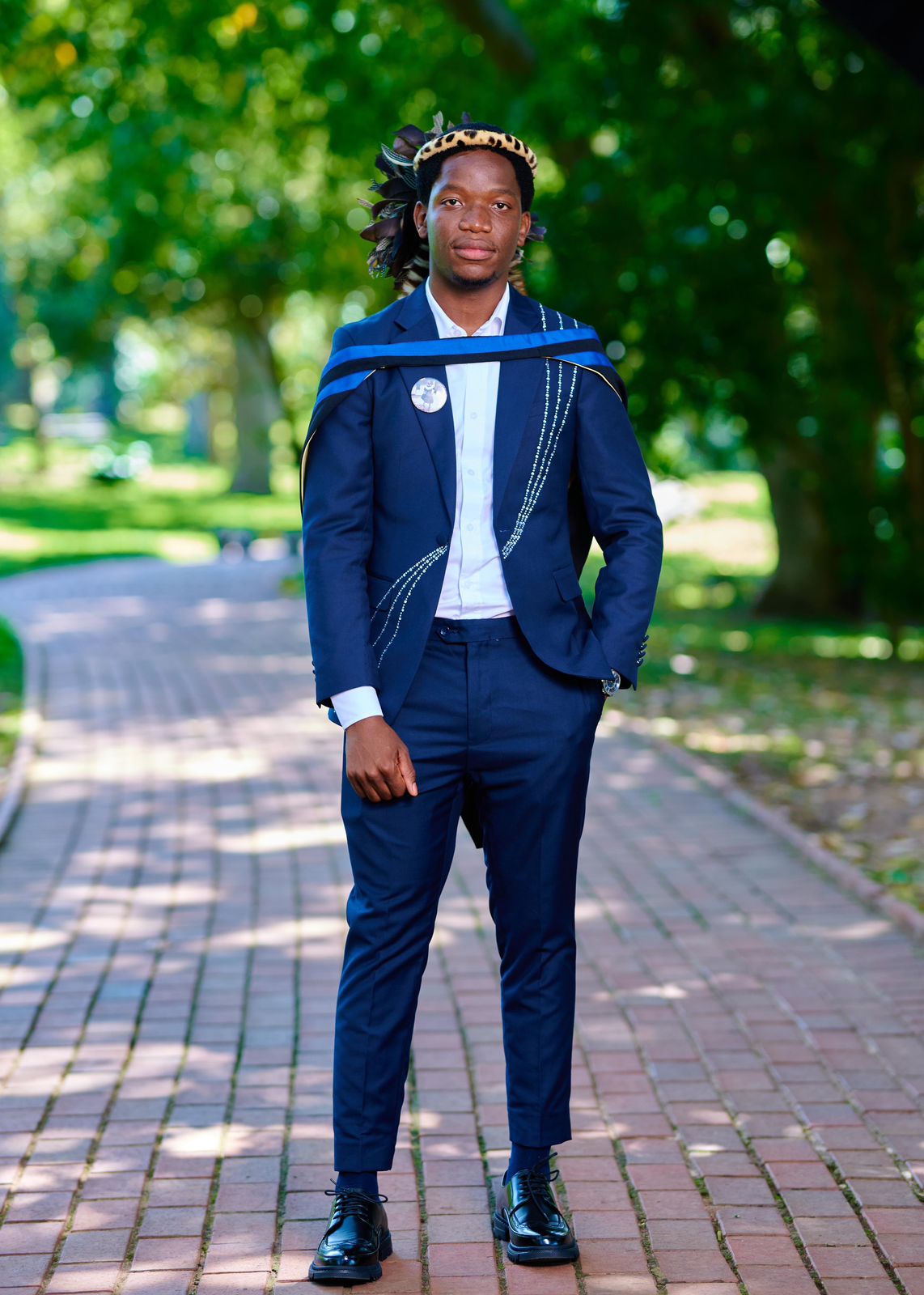 Graduate path suit